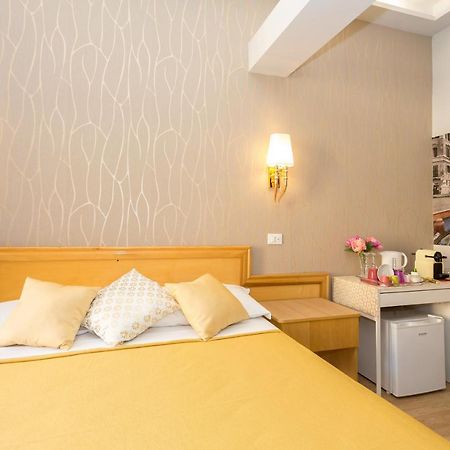 San Pietro Qq Rooms Roma Exterior foto